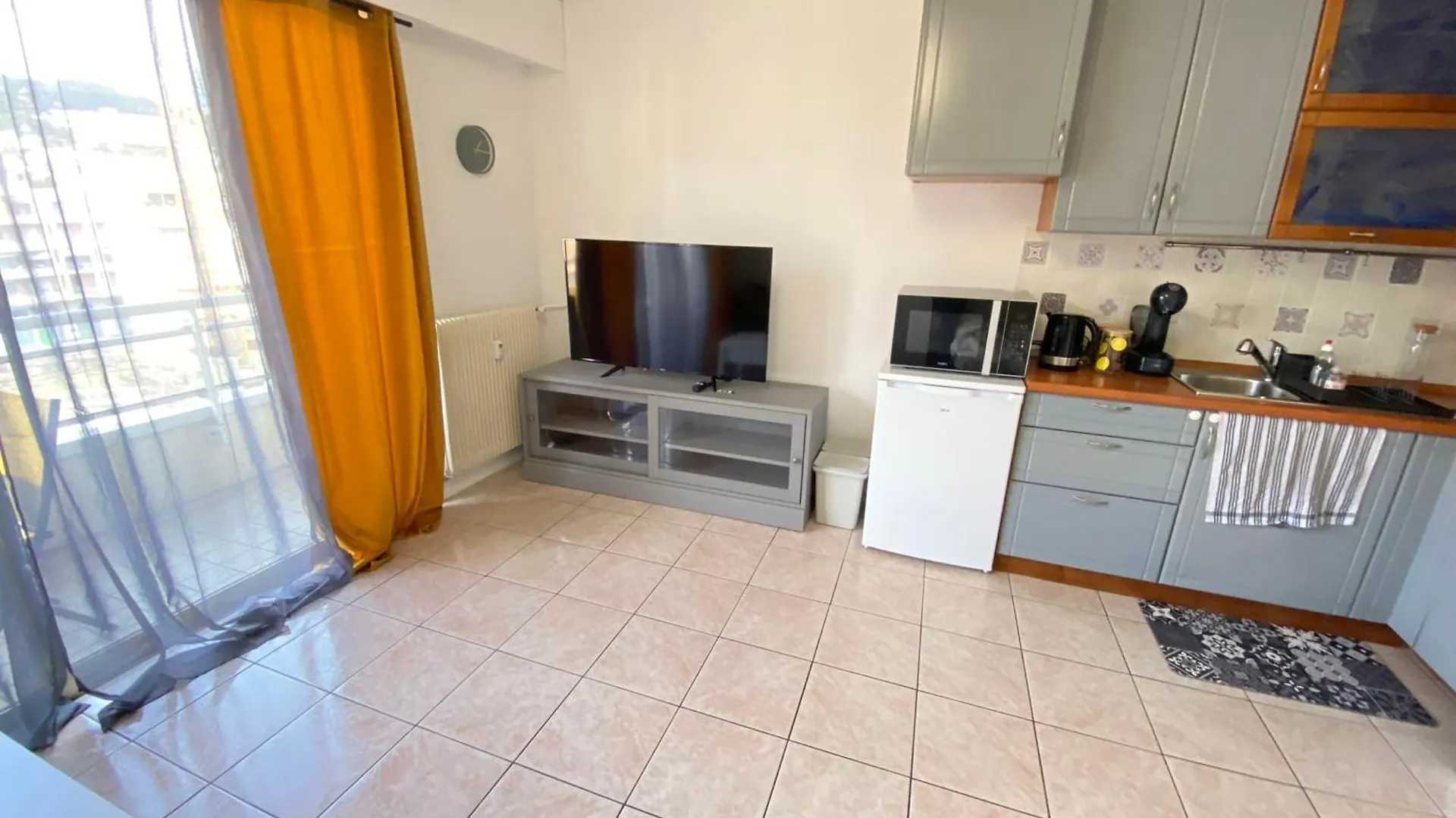 06Bq Studio Close To The Beach Roquebrune-Cap-Martin 0*,
